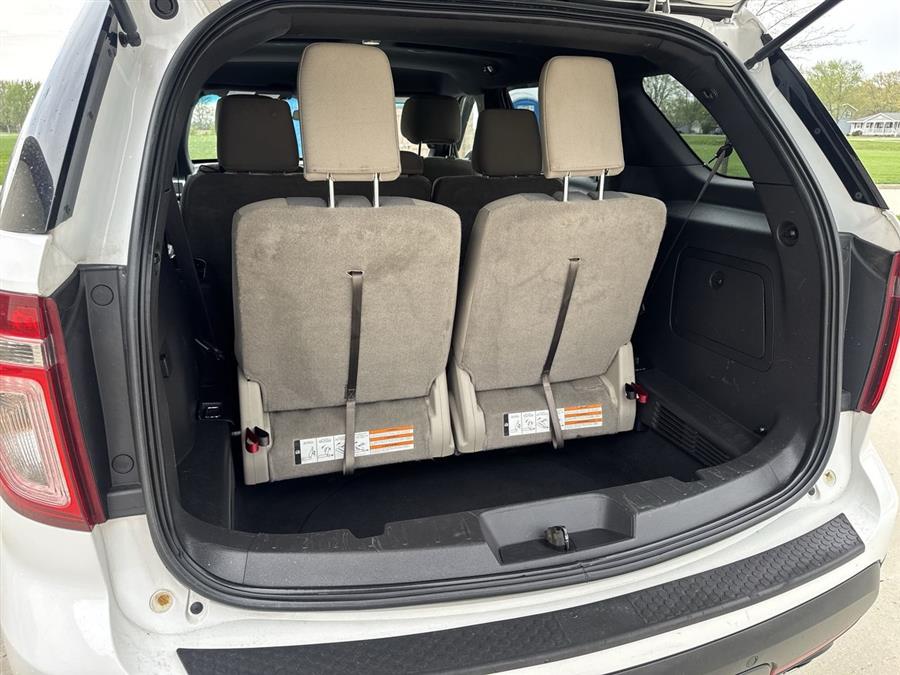 2015 Ford Explorer XLT photo