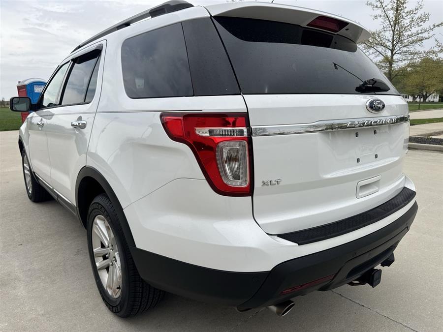 2015 Ford Explorer XLT photo