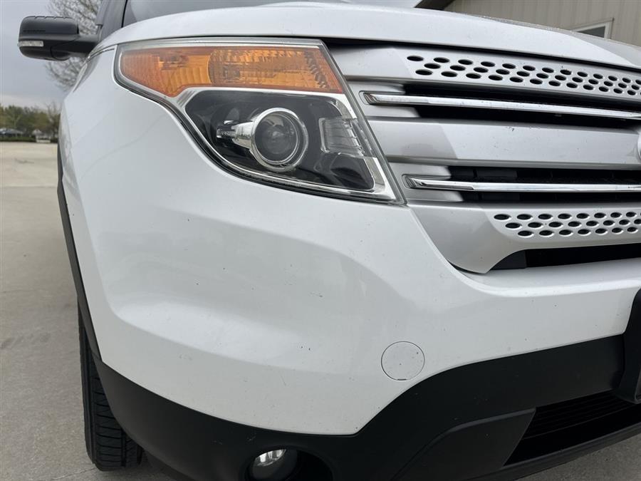 2015 Ford Explorer XLT photo