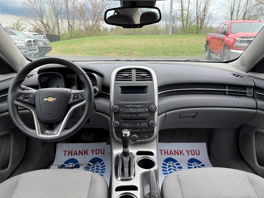 2014 Chevrolet Malibu LS photo