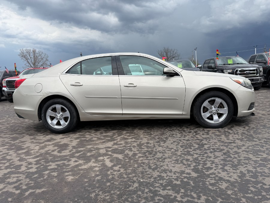 2014 Chevrolet Malibu LS photo