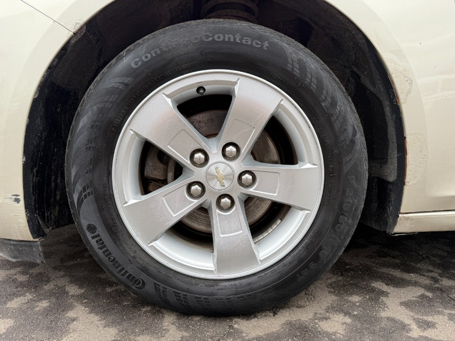 2014 Chevrolet Malibu LS photo