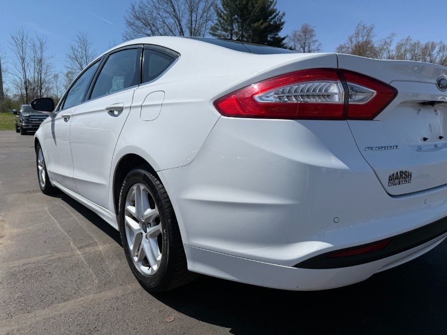 2015 Ford Fusion 4dr Sdn SE FWD photo