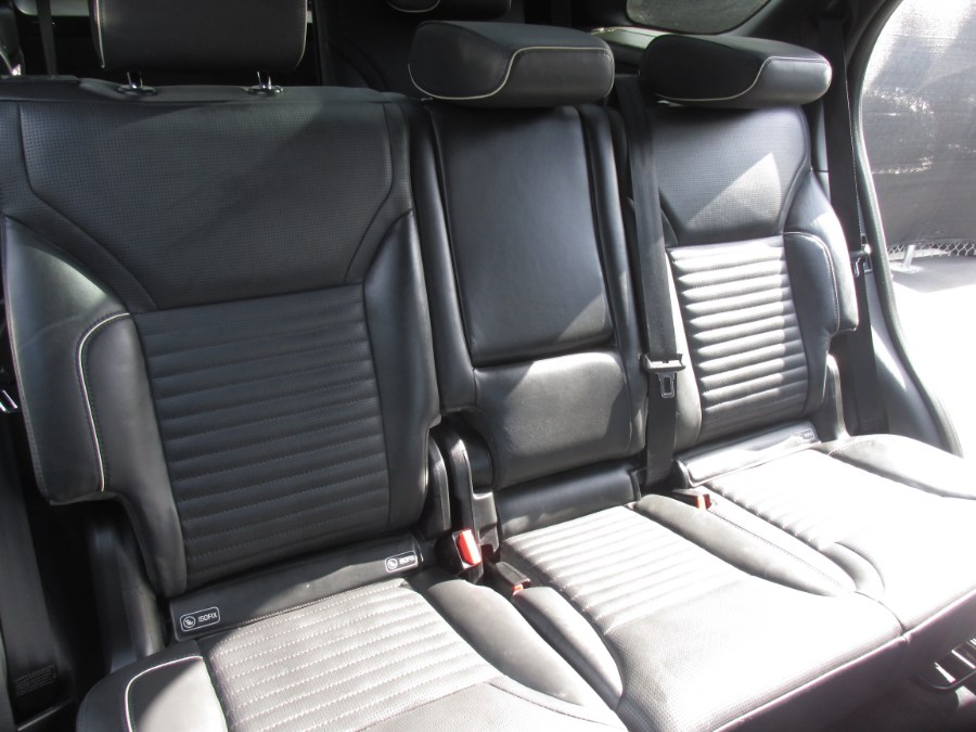 2017 Land Rover Discovery HSE Luxury V6 Supercharged photo
