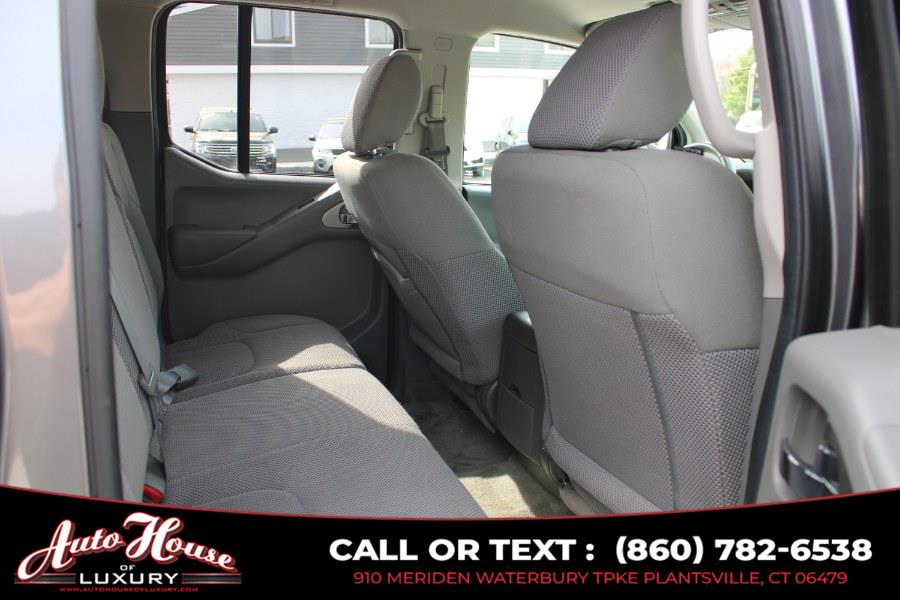 2017 Nissan Frontier Crew Cab 4x4 SV V6 Auto *Ltd A photo