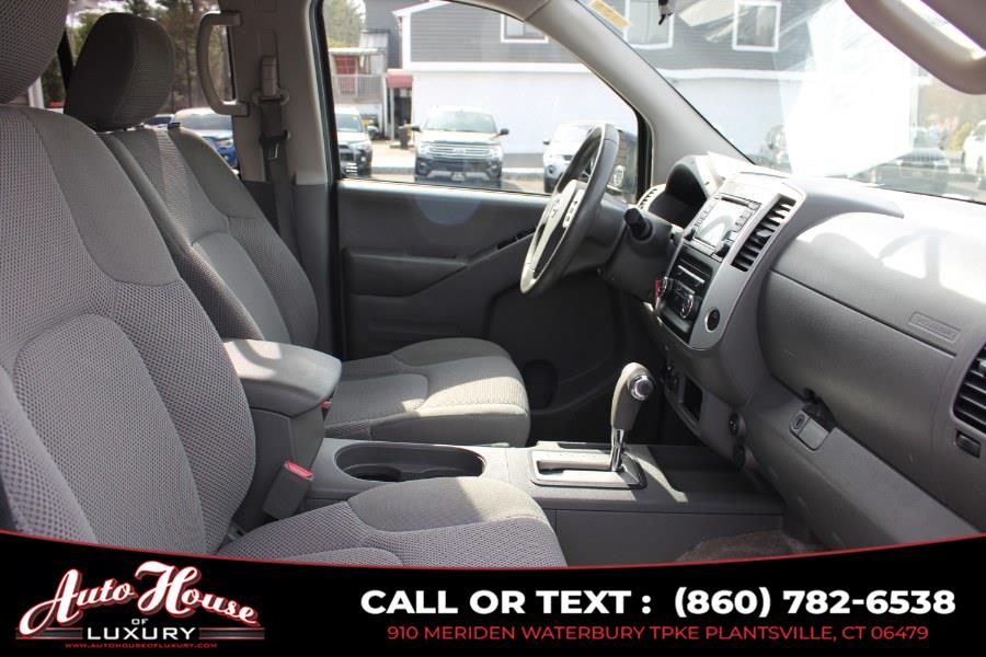 2017 Nissan Frontier Crew Cab 4x4 SV V6 Auto *Ltd A photo