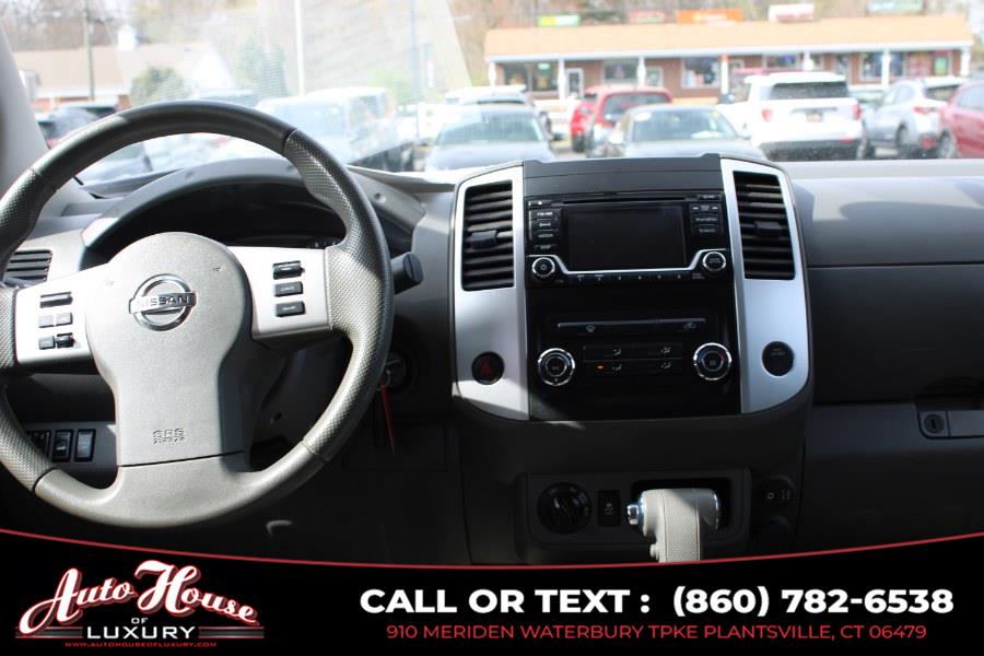 2017 Nissan Frontier Crew Cab 4x4 SV V6 Auto *Ltd A photo