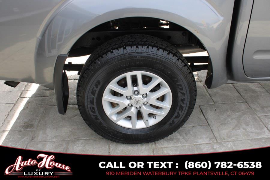 2017 Nissan Frontier Crew Cab 4x4 SV V6 Auto *Ltd A photo