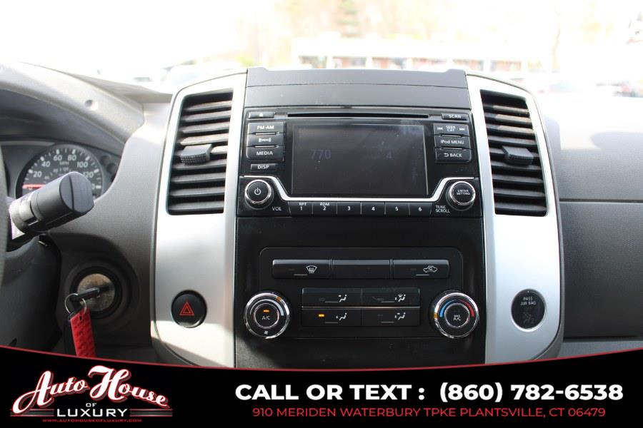 2017 Nissan Frontier Crew Cab 4x4 SV V6 Auto *Ltd A photo