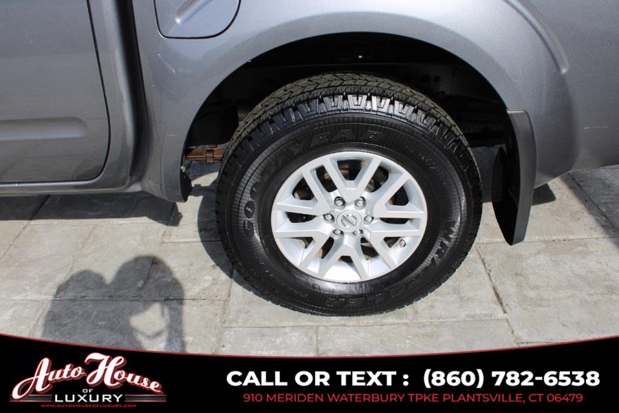 2017 Nissan Frontier Crew Cab 4x4 SV V6 Auto *Ltd A photo