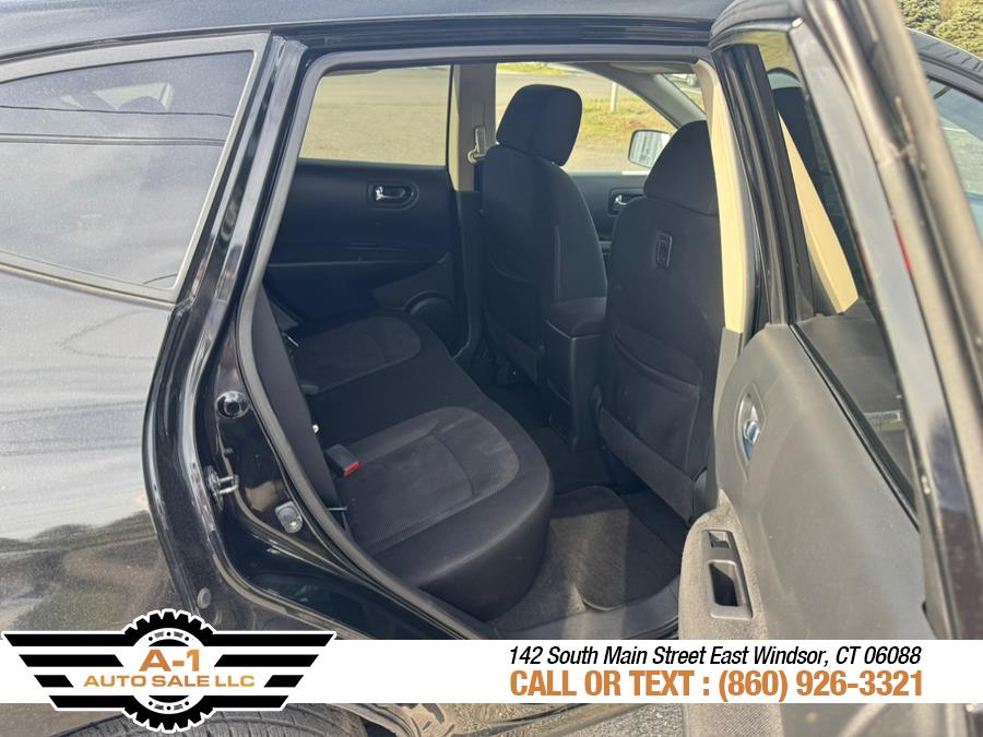 2012 Nissan Rogue S photo