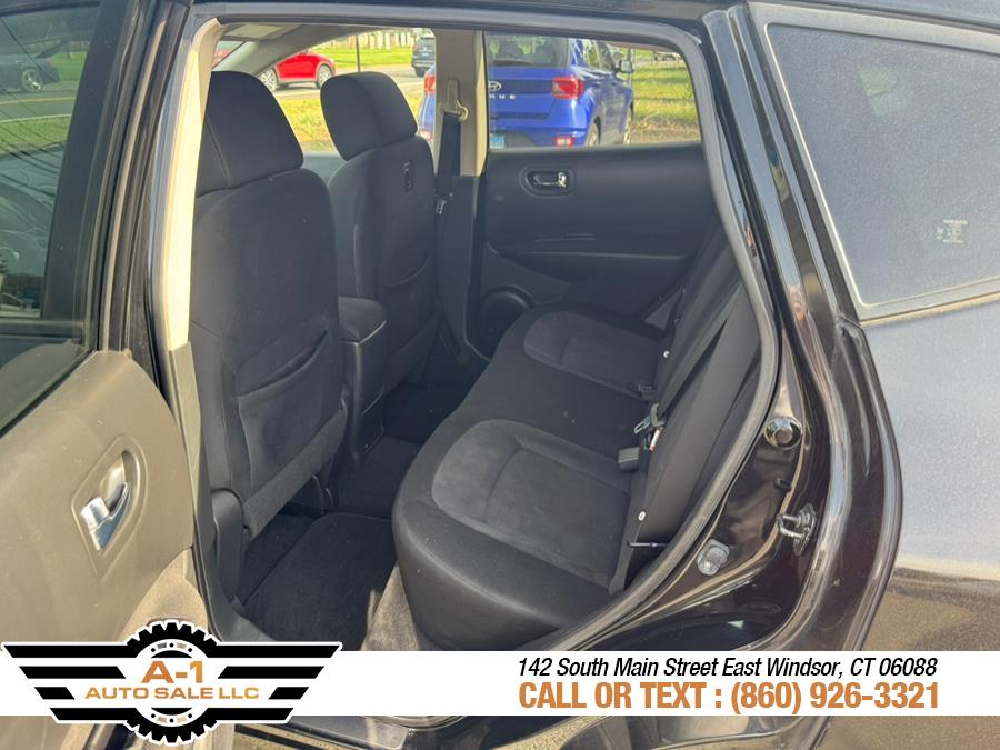 2012 Nissan Rogue S photo
