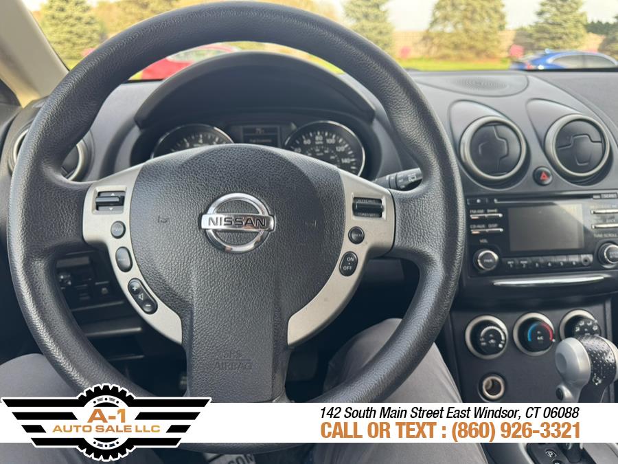 2012 Nissan Rogue S photo