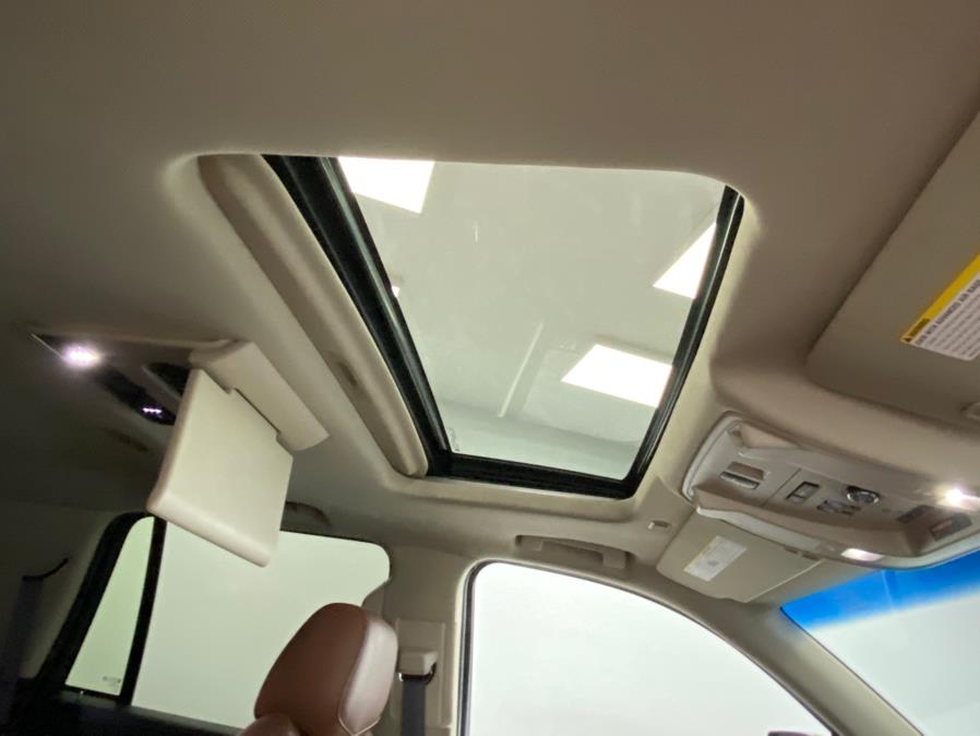 2015 Cadillac Escalade 4WD 4dr Premium photo