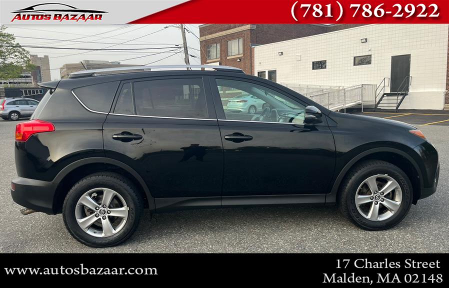 2015 Toyota RAV4 AWD 4dr XLE (Natl) photo
