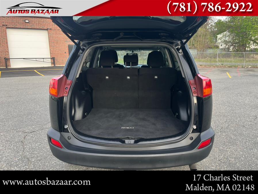2015 Toyota RAV4 AWD 4dr XLE (Natl) photo