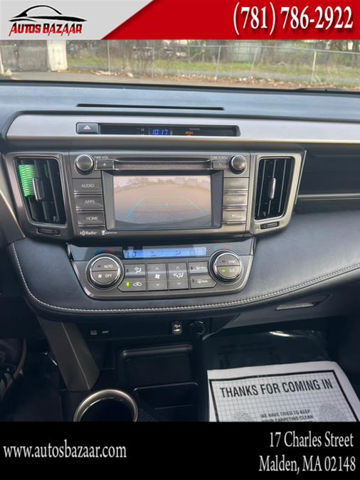 2015 Toyota RAV4 AWD 4dr XLE (Natl) photo