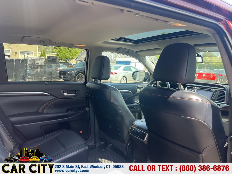 2015 Toyota Highlander AWD 4dr V6 Limited (Natl) photo