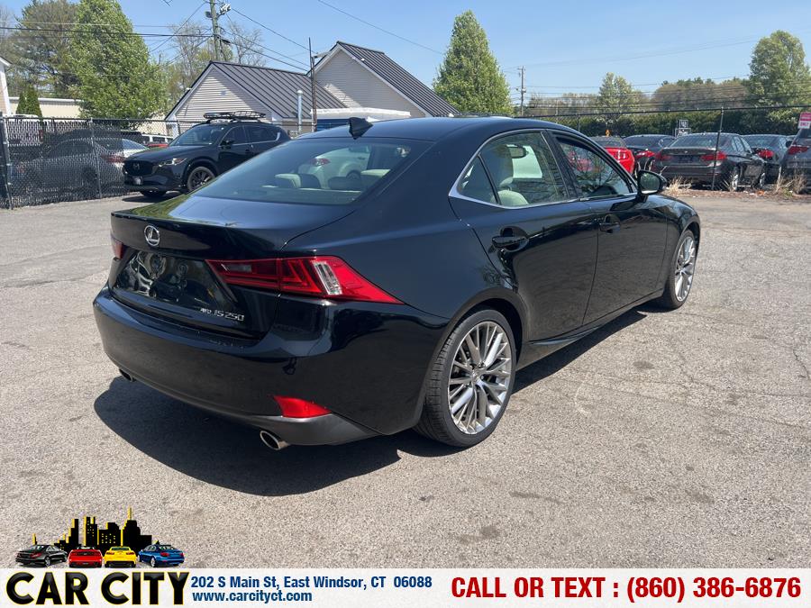 2014 Lexus IS 250 photo