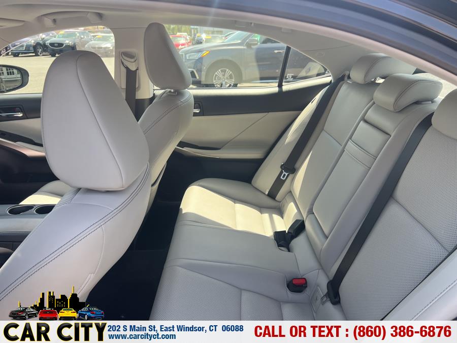 2014 Lexus IS 250 photo