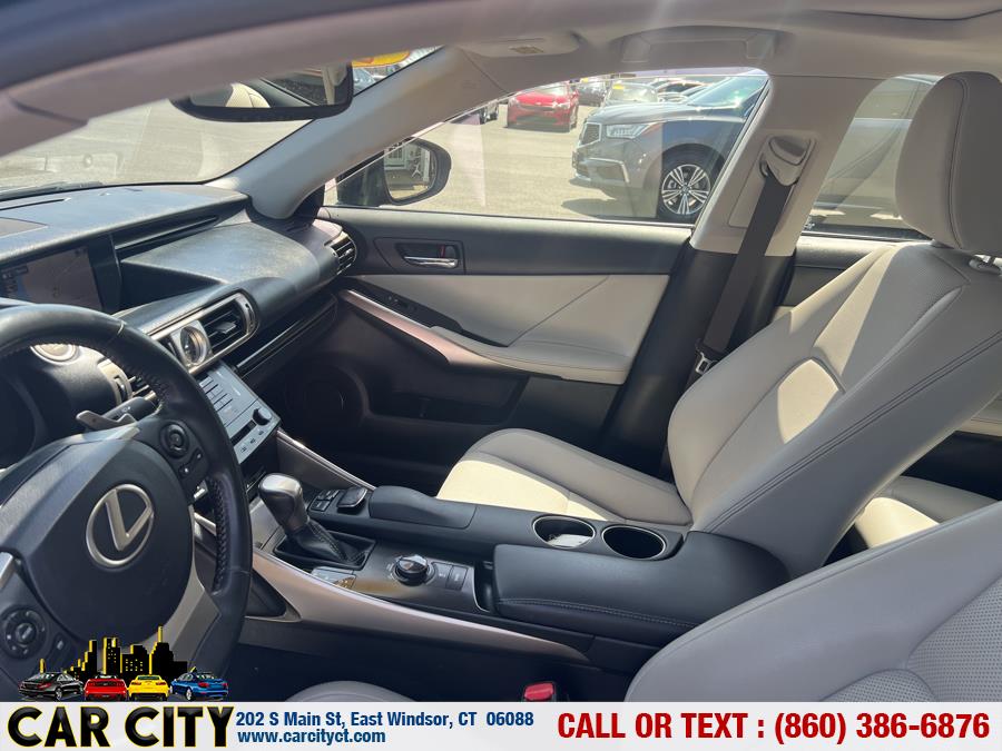 2014 Lexus IS 250 photo