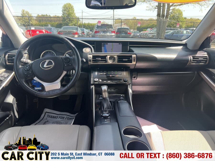2014 Lexus IS 250 photo