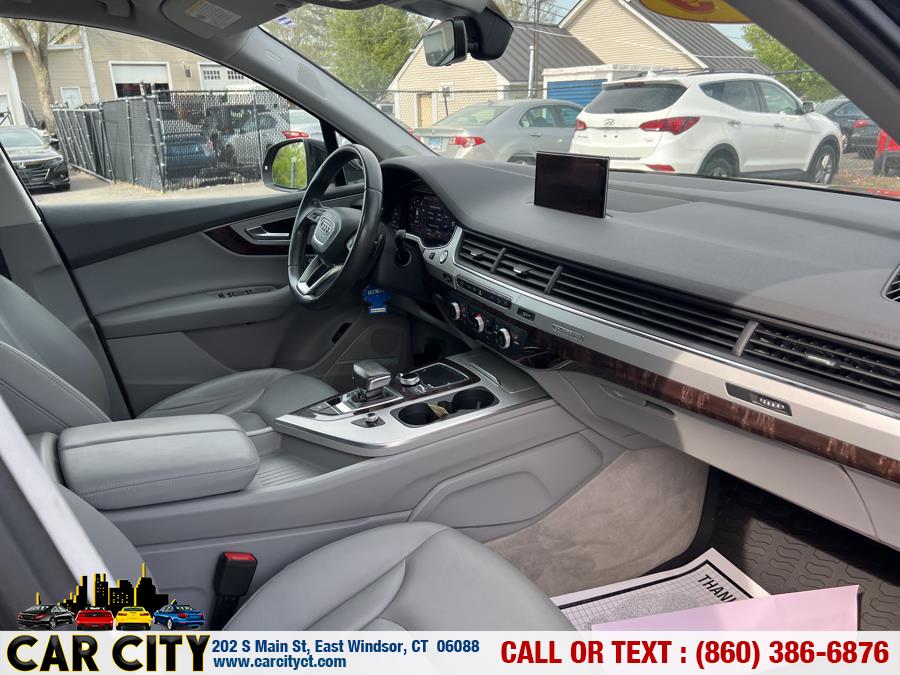 2019 Audi Q7 Premium Plus 45 TFSI quattro photo