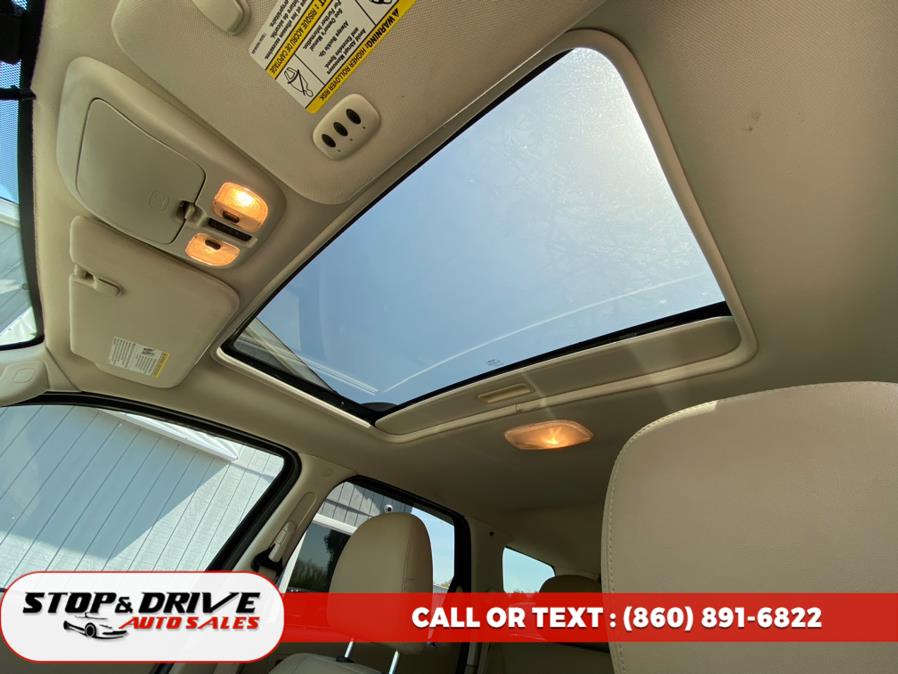 2011 Ford Escape Limited photo
