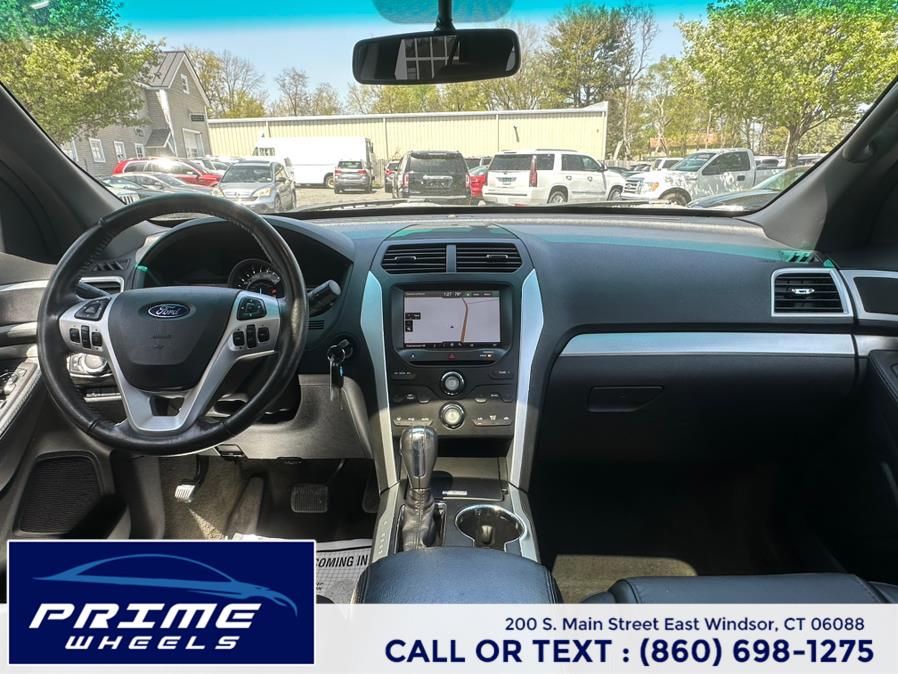 2015 Ford Explorer XLT photo
