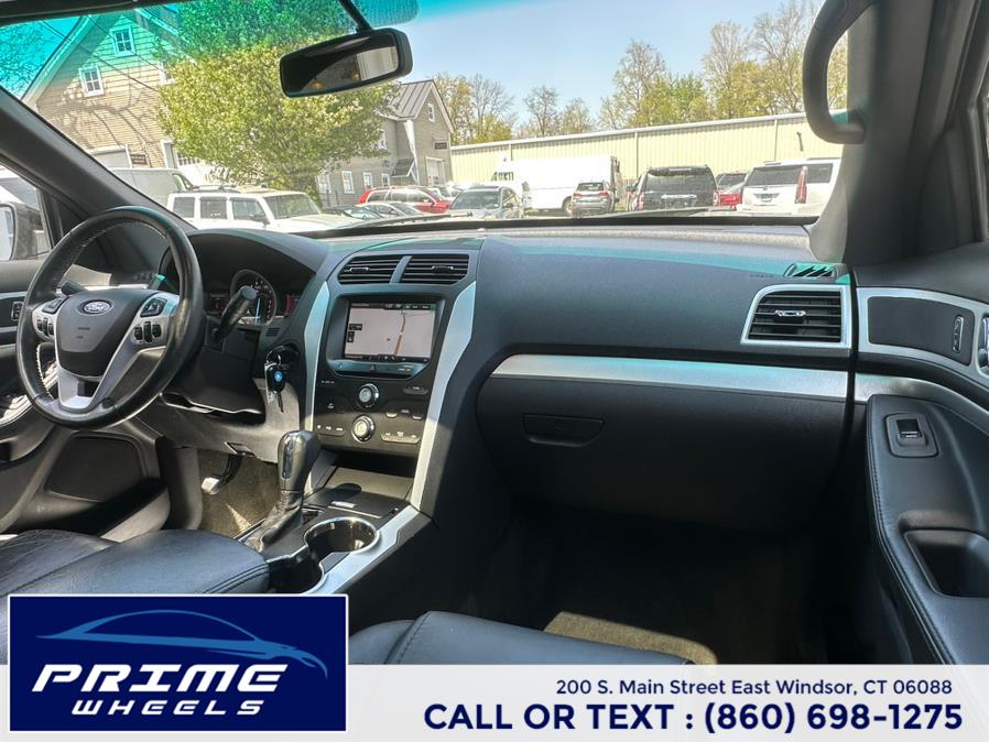 2015 Ford Explorer XLT photo