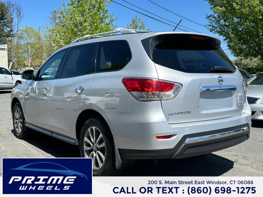 2015 Nissan Pathfinder 4WD 4dr SL photo