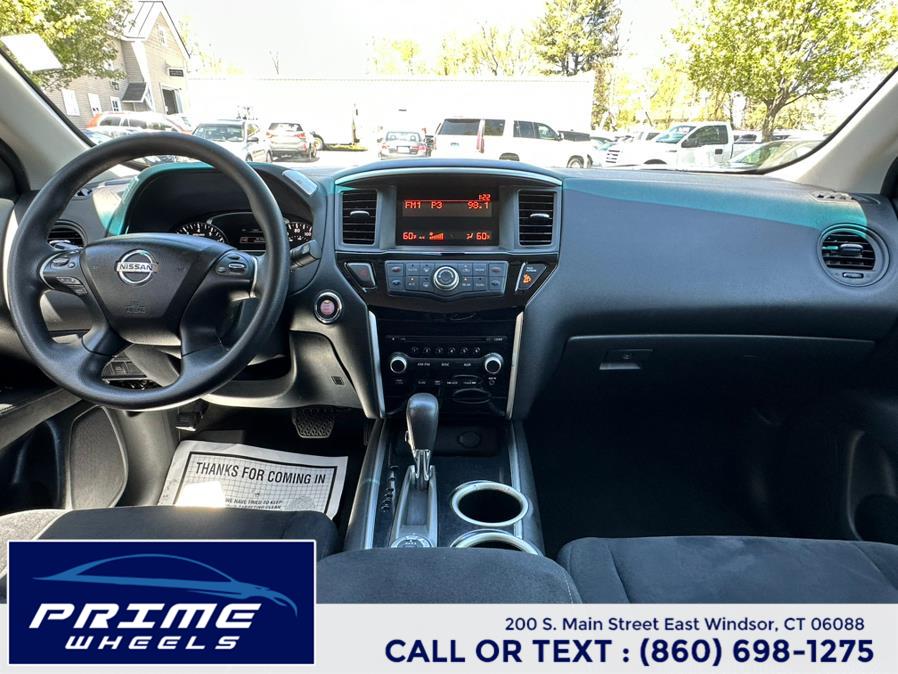 2015 Nissan Pathfinder 4WD 4dr SL photo