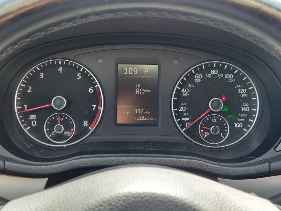 2014 Volkswagen Passat S PZEV photo