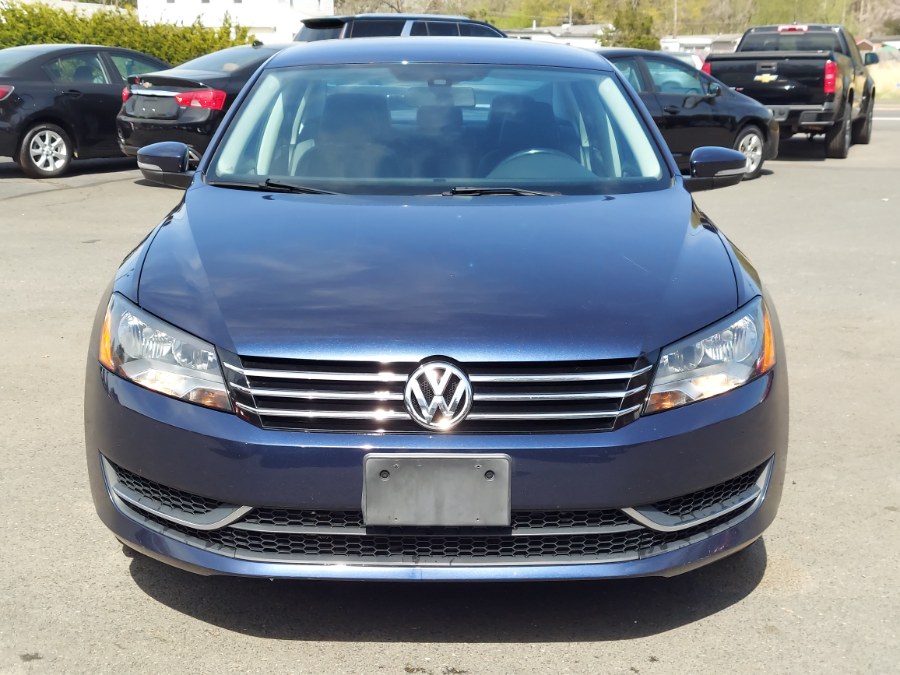 2014 Volkswagen Passat S PZEV photo