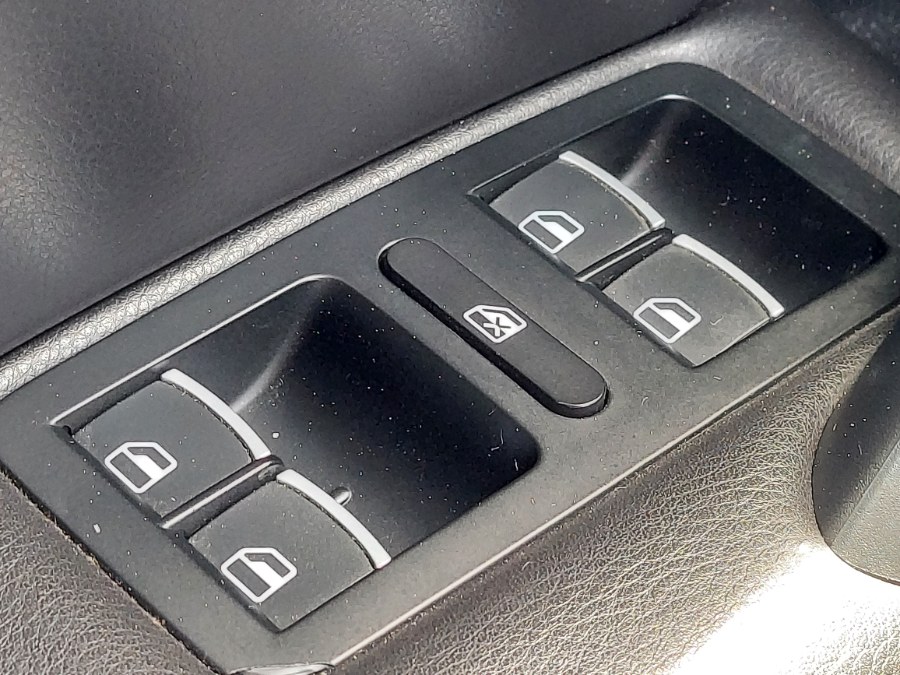 2014 Volkswagen Passat S PZEV photo