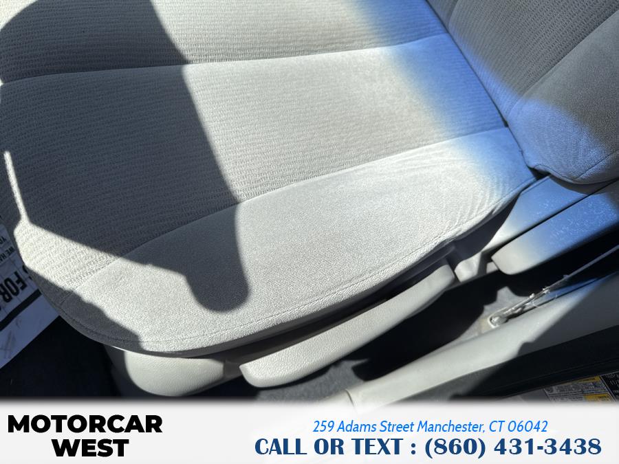 2008 Kia Sedona LX photo