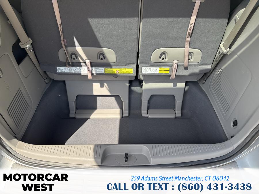2008 Kia Sedona LX photo