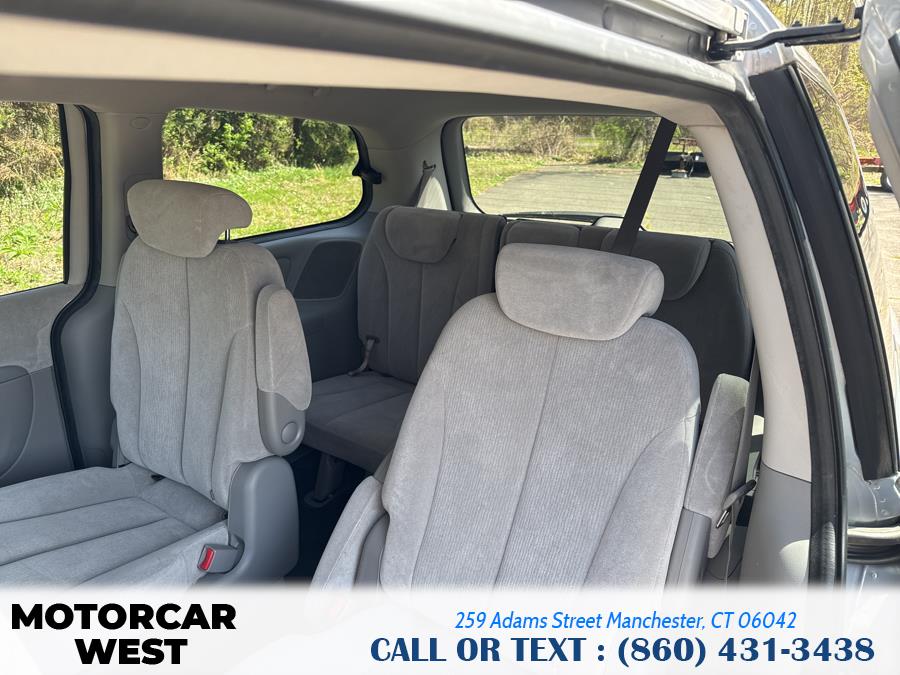 2008 Kia Sedona LX photo