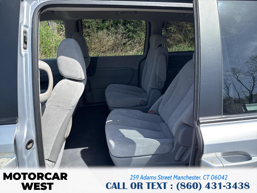 2008 Kia Sedona LX photo