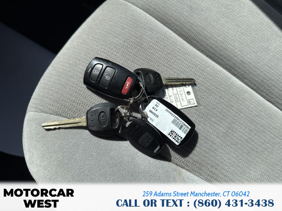 2008 Kia Sedona LX photo
