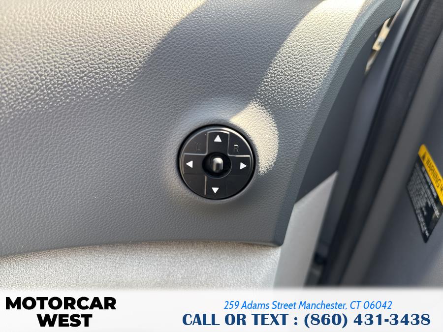 2008 Kia Sedona LX photo