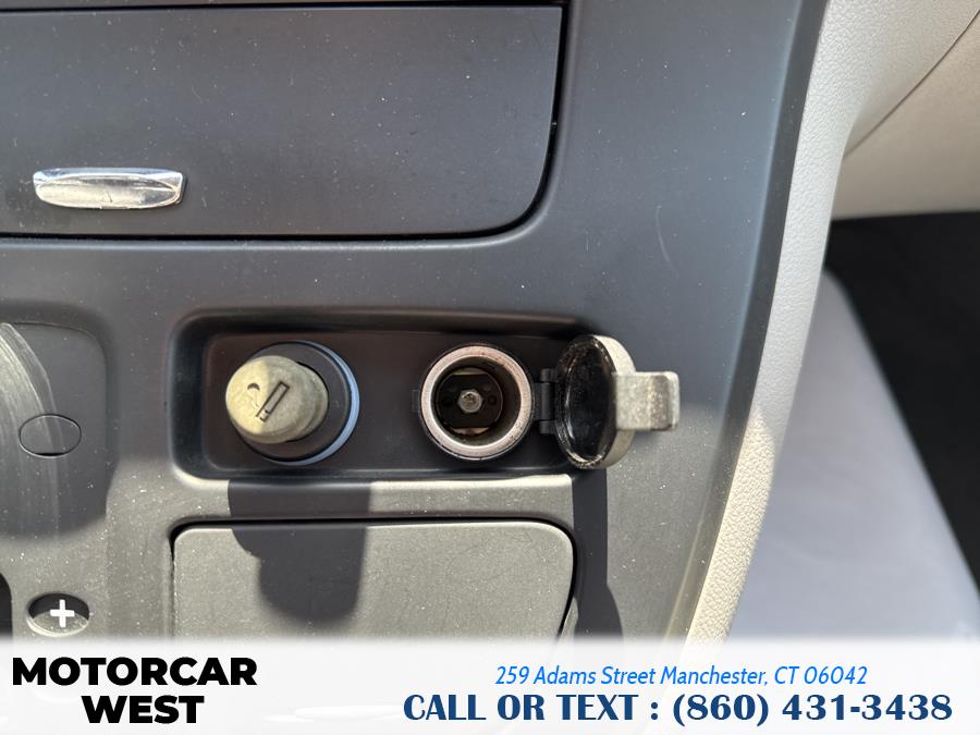 2008 Kia Sedona LX photo