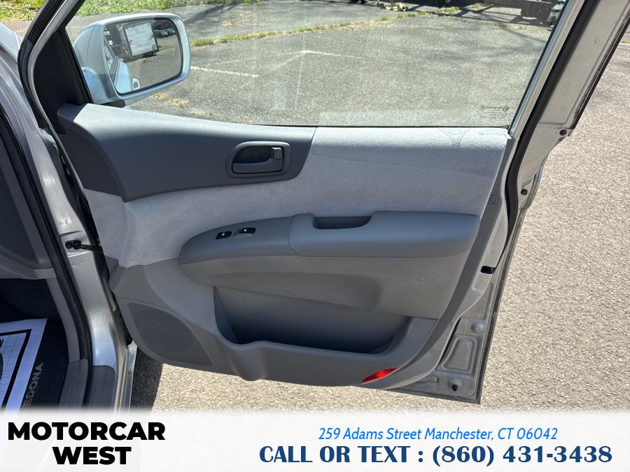 2008 Kia Sedona LX photo