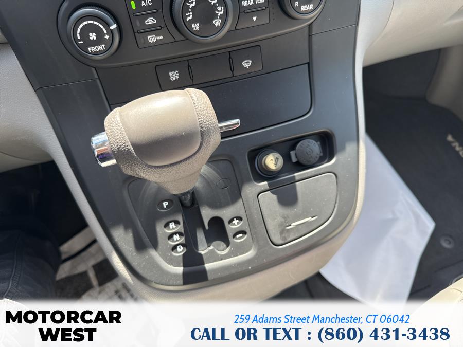 2008 Kia Sedona LX photo