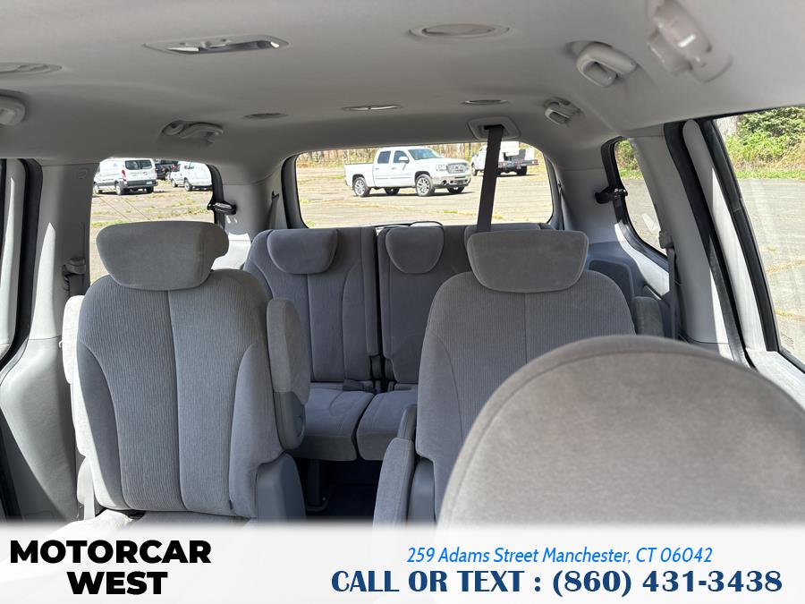 2008 Kia Sedona LX photo