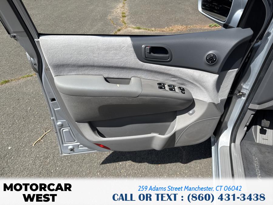 2008 Kia Sedona LX photo