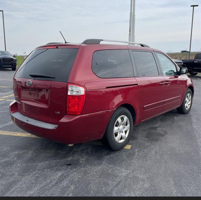2009 Kia Sedona LX photo
