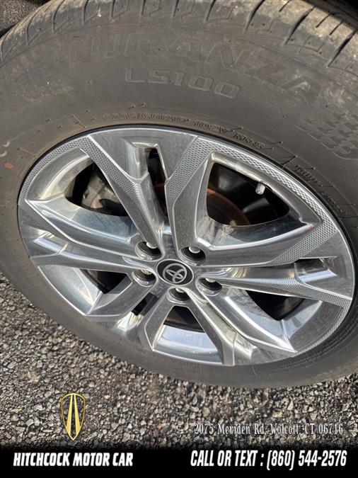 2023 Toyota Sienna Platinum photo