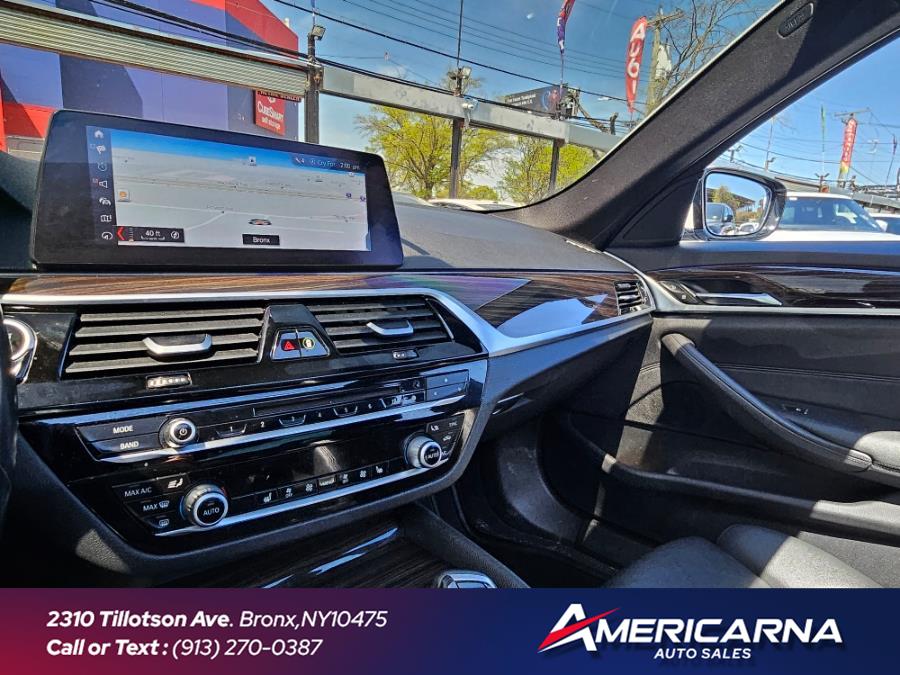 2019 BMW 5-Series 530i xDrive Sedan photo
