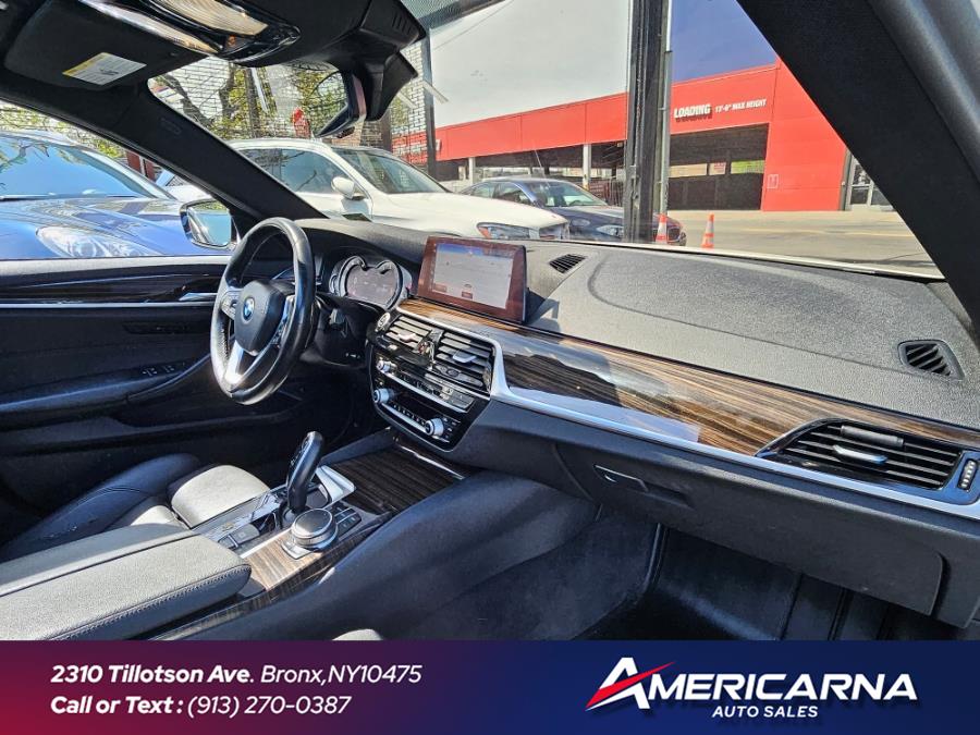 2019 BMW 5-Series 530i xDrive Sedan photo